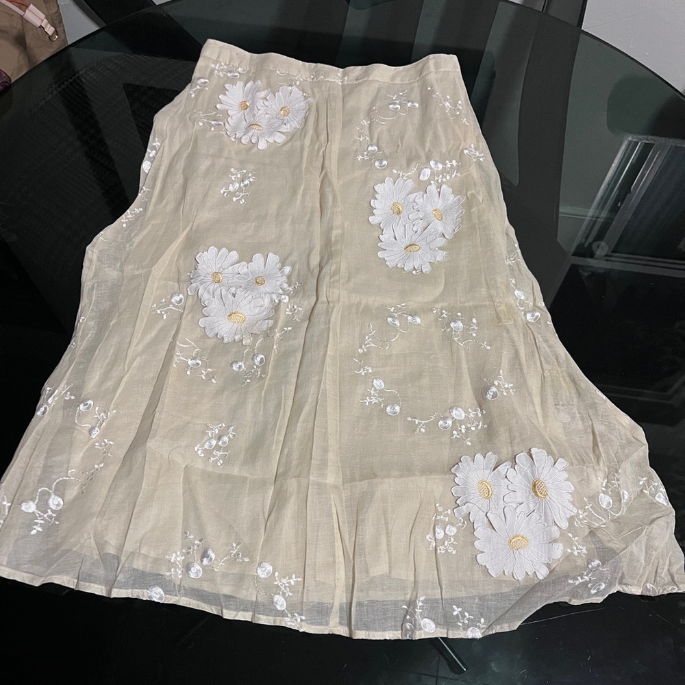 Daisy skirt
